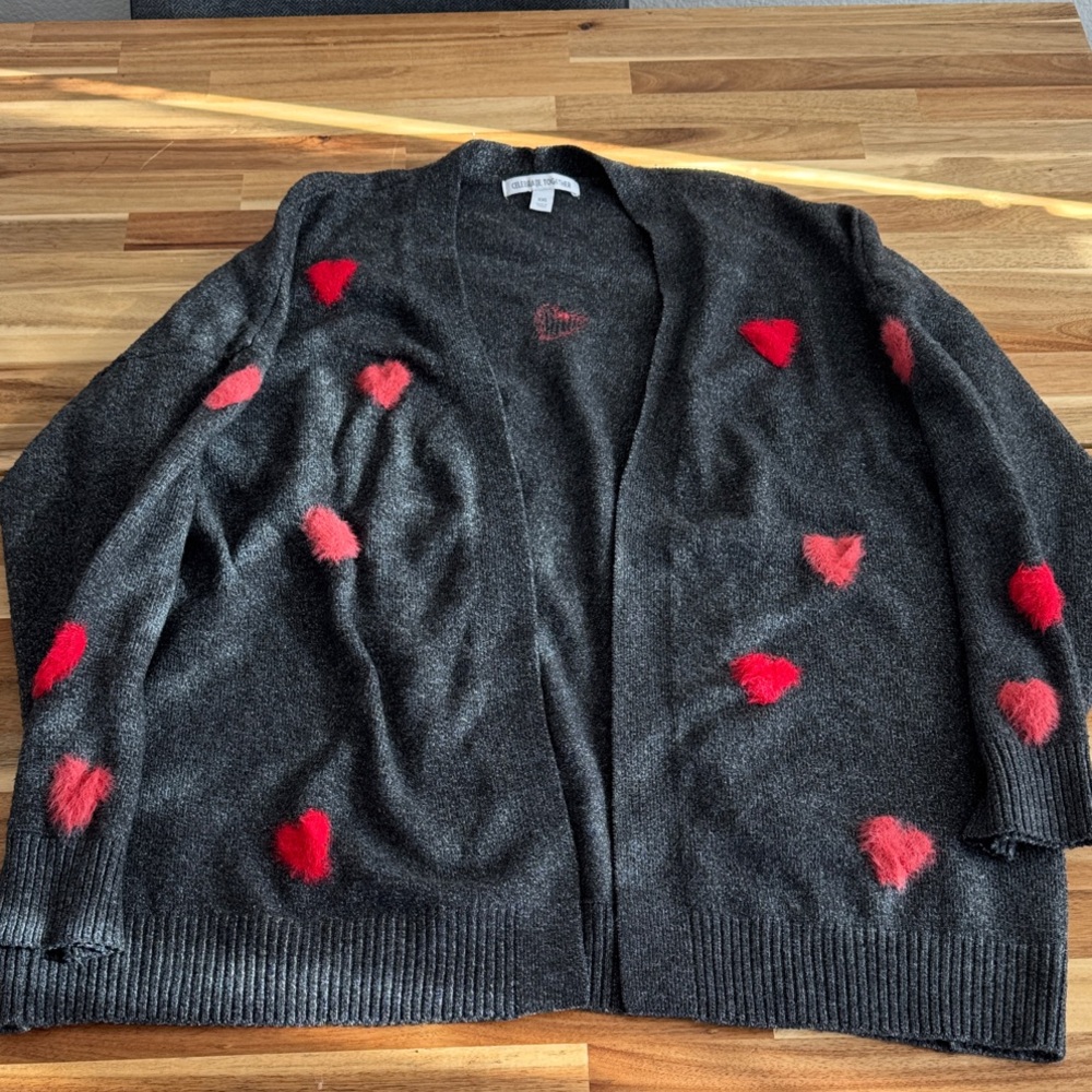 Chic Heart Patterned Women's Cardigan